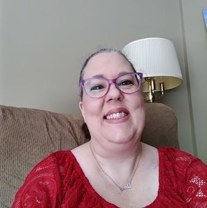 Meet your Posher, Dayna